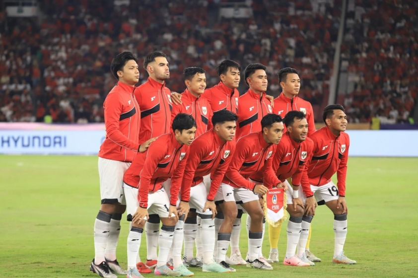 Chuyên gia Indonesia lên tiếng bảo vệ HLV trưởng hiện tại