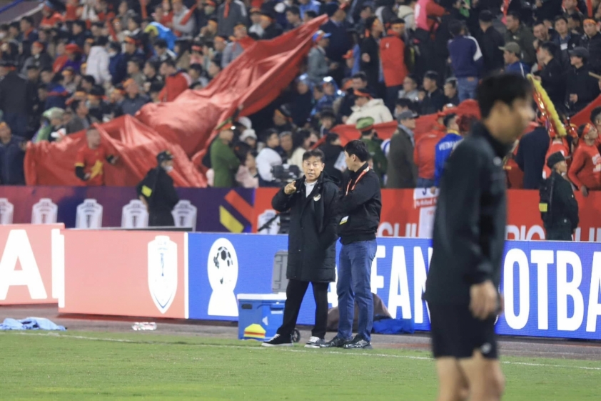 HLV Shin Tae Yong và Kim Sang Sik từng chạm mặt tại AFF Cup 2024