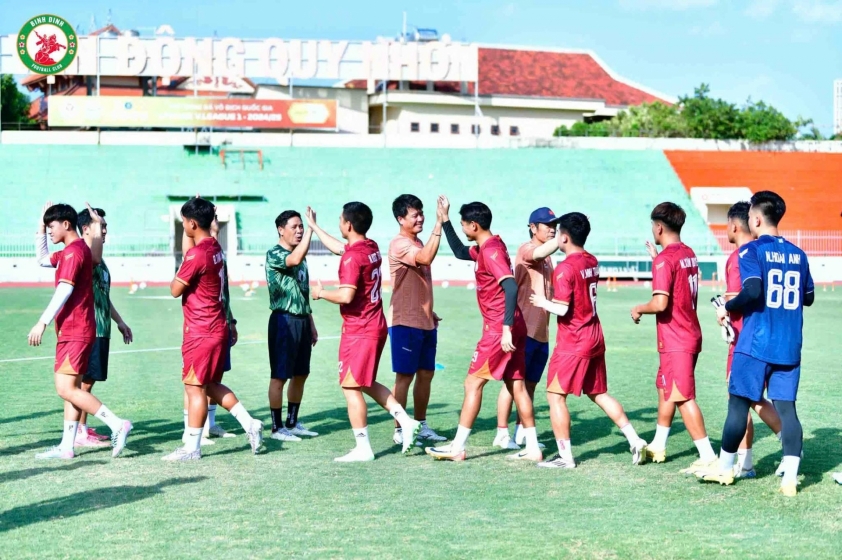 CLB Quy Nhơn Bình Định đổi tên thành Quy Nhơn United
